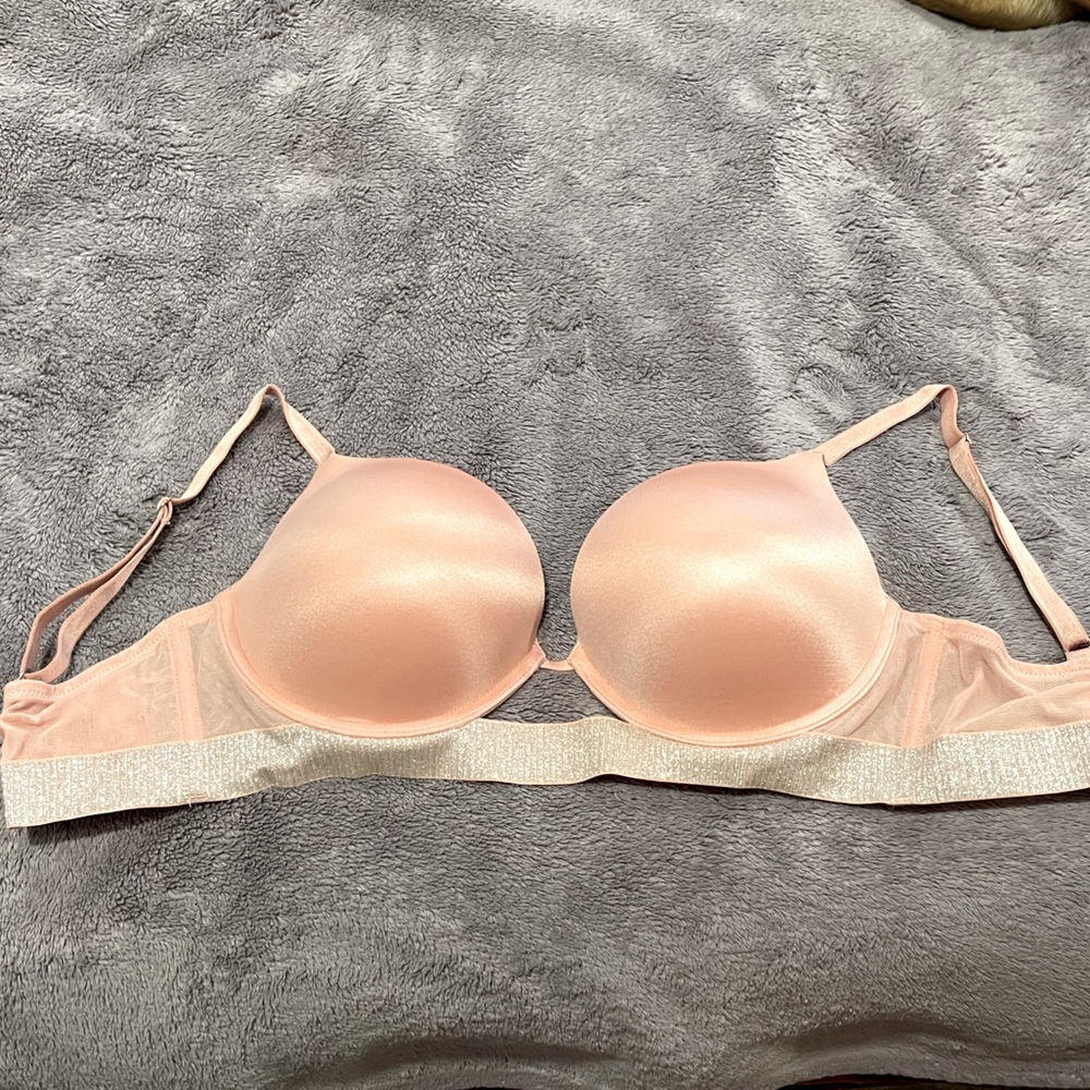 Victoria’s Secret bra